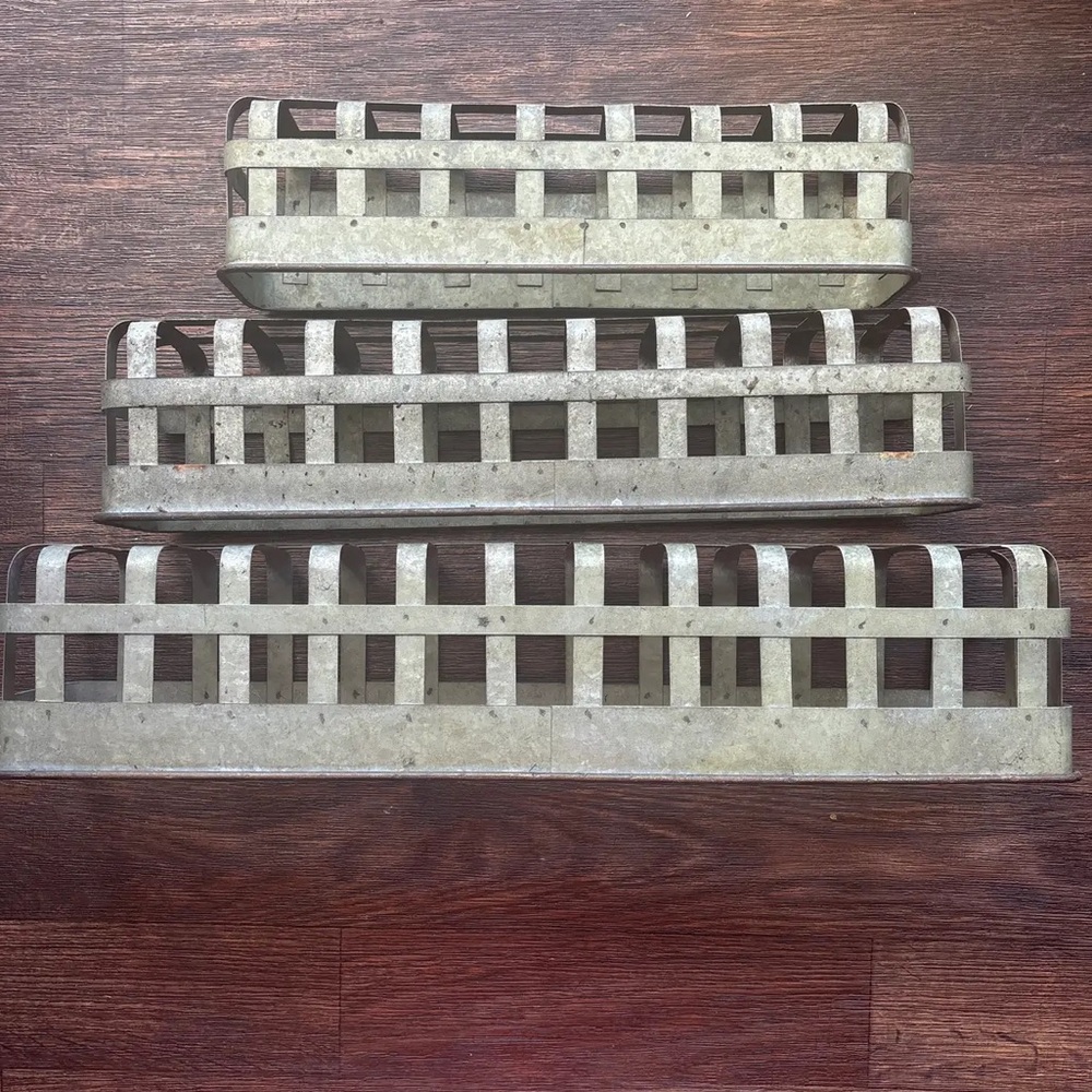 Farmhouse Wrought Flat Iron Exterior Window Boxes - Set of 3 - Picture 3 of 12